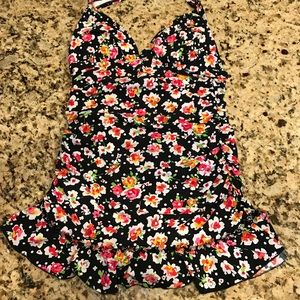 1 piece swimsuit  (swimdress)